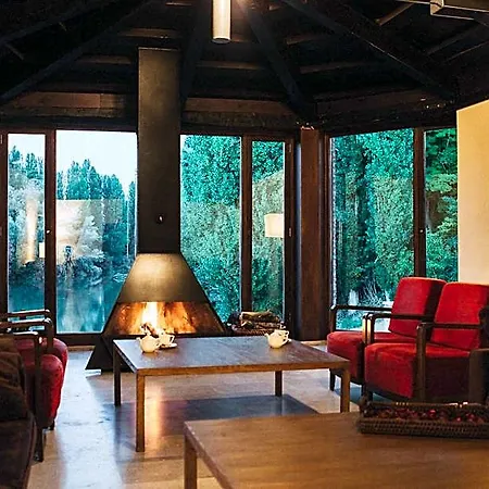 Fuente Acena Boutique Quintanilla de Onésimo