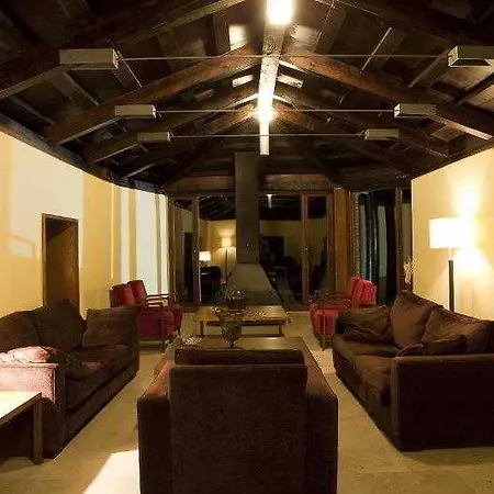 Fuente Acena Boutique Quintanilla de Onésimo